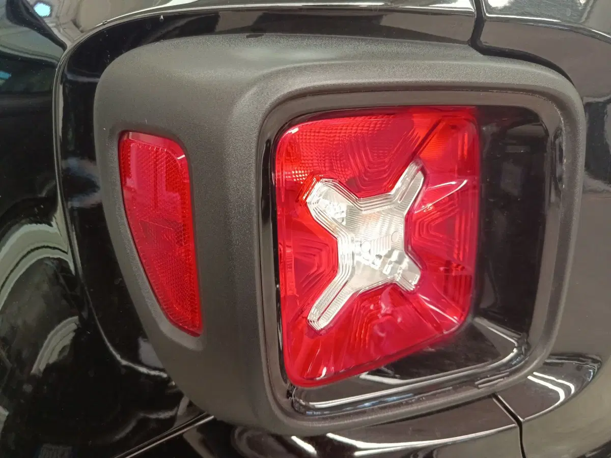 Jeep Renegade usata a Monza e Brianza (16)
