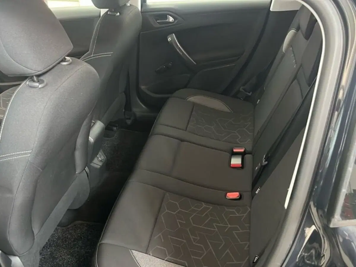 Peugeot 2008 usata a Vicenza (16)