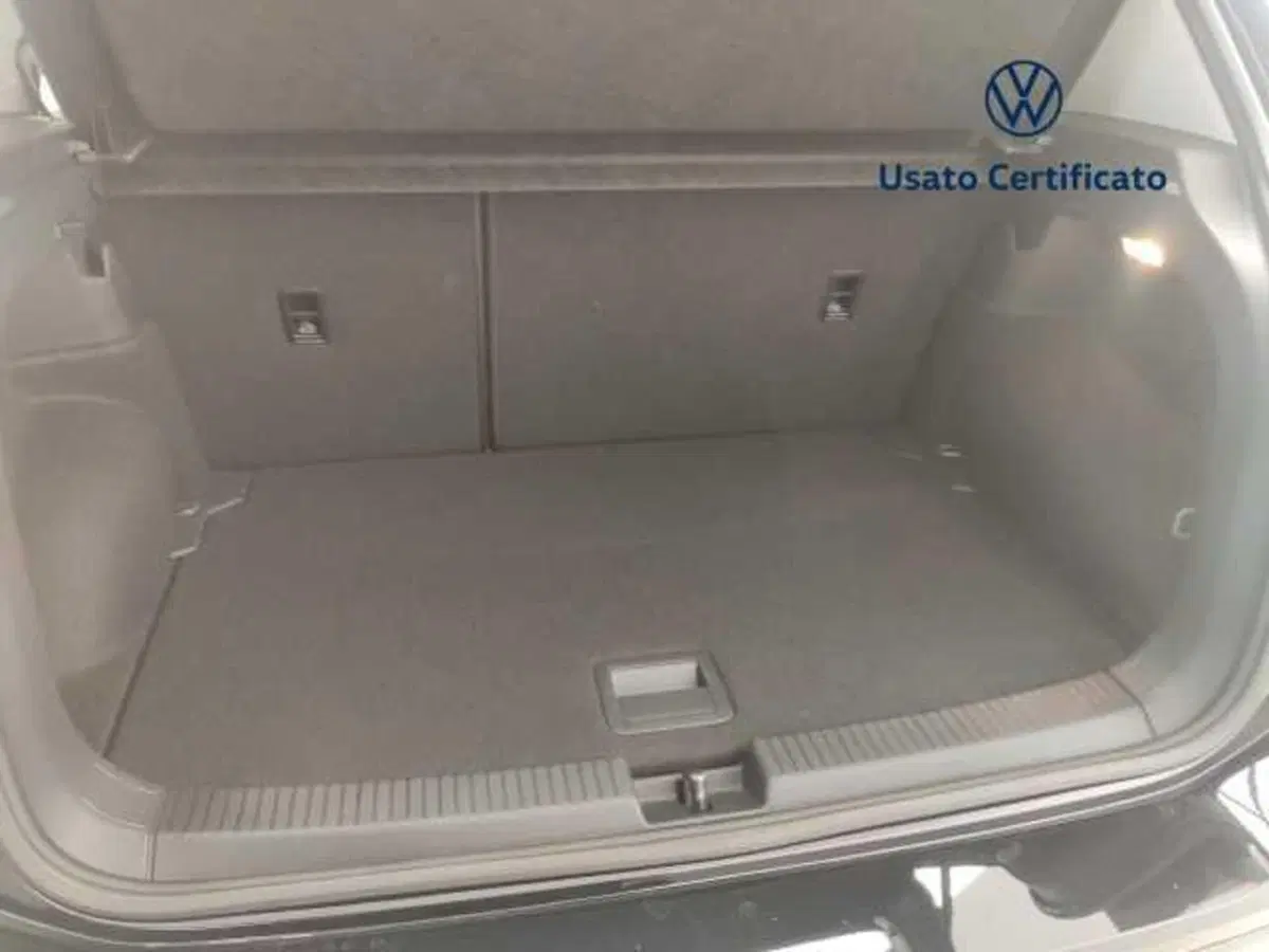 Volkswagen T-Cross usata a Avellino (15)