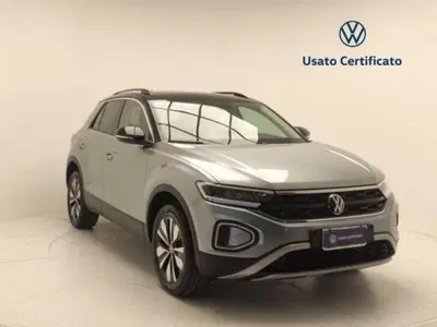 Volkswagen T-Roc 1.5 tsi Life del 2024 usata a Pratola Serra