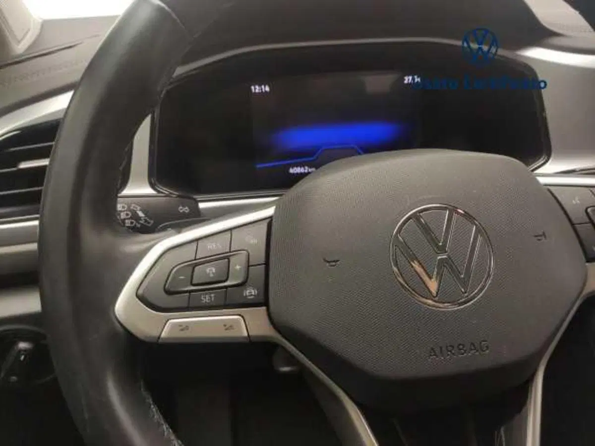 Volkswagen T-Roc usata a Avellino (18)