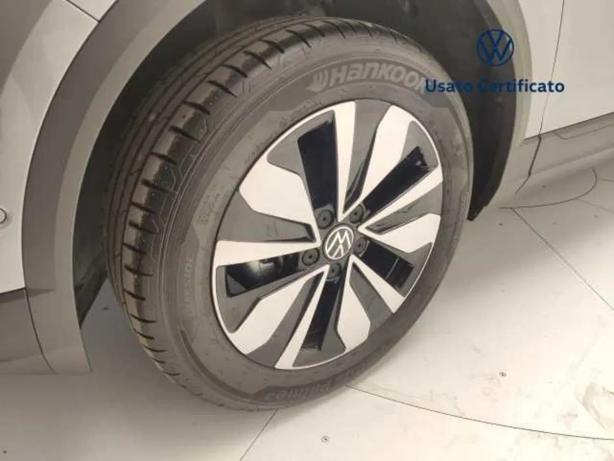 Volkswagen T-Roc usata a Avellino (9)