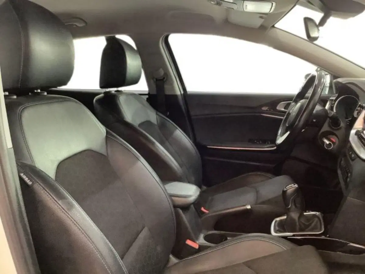 Kia XCeed usata a Catania (10)