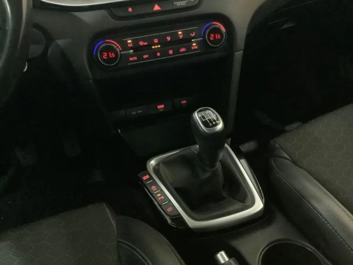 Kia XCeed usata a Catania (8)