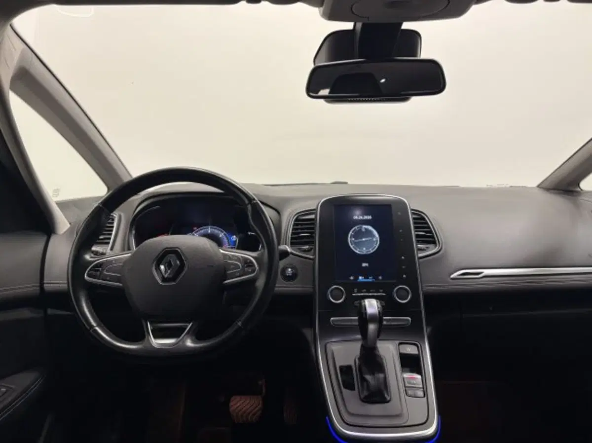 Renault Scenic E-Tech Electric usata a Treviso (5)