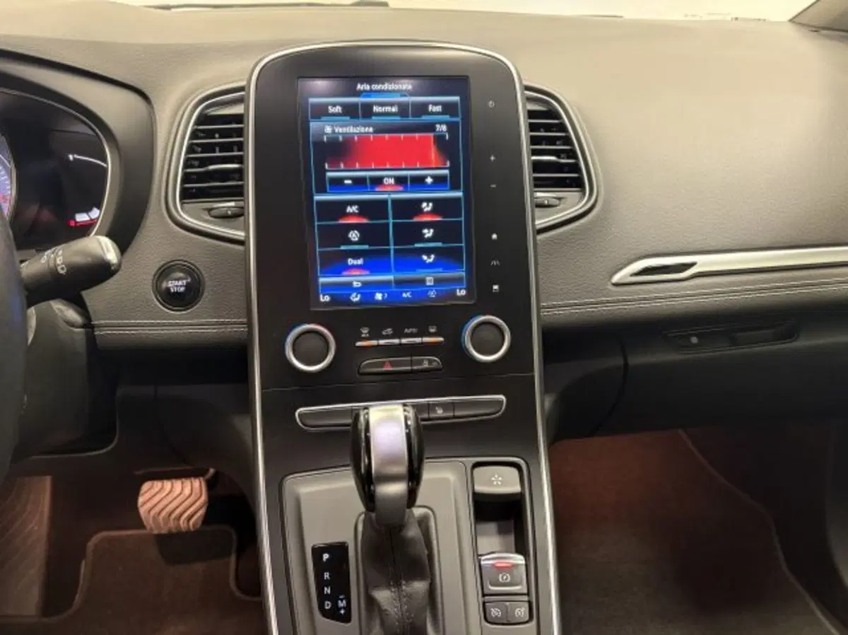 Renault Scenic E-Tech Electric usata a Treviso (8)