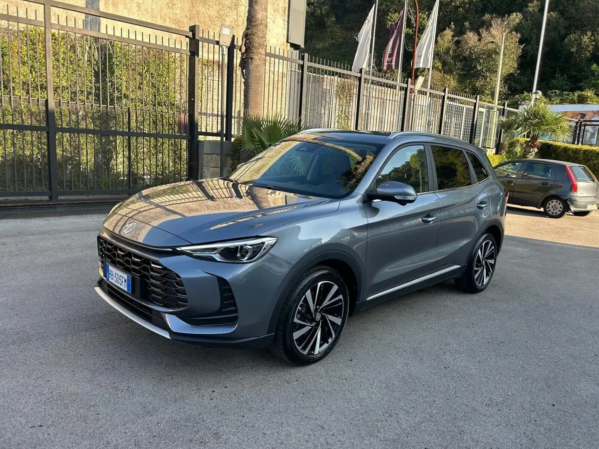 Mg ZS usata a Napoli (2)