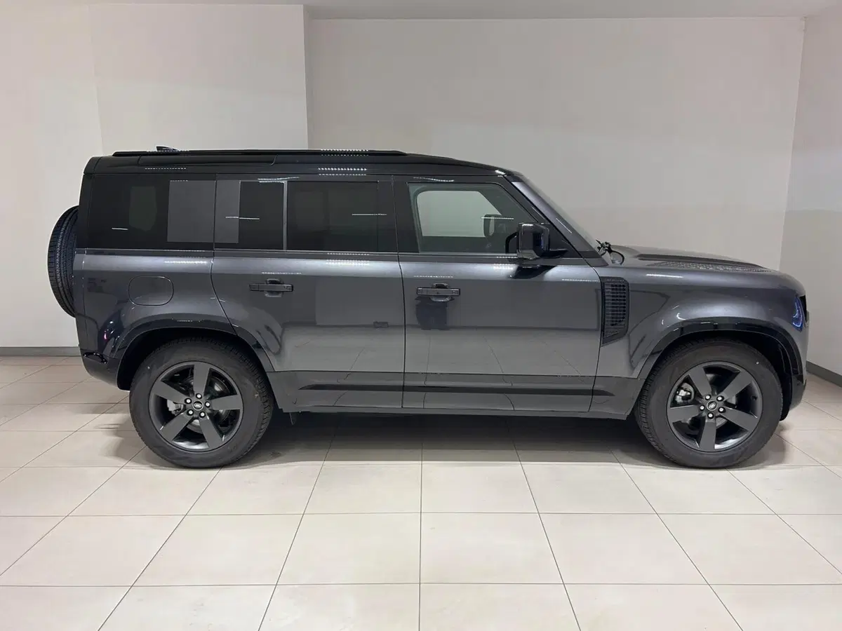 Land Rover Defender usata a Napoli (6)