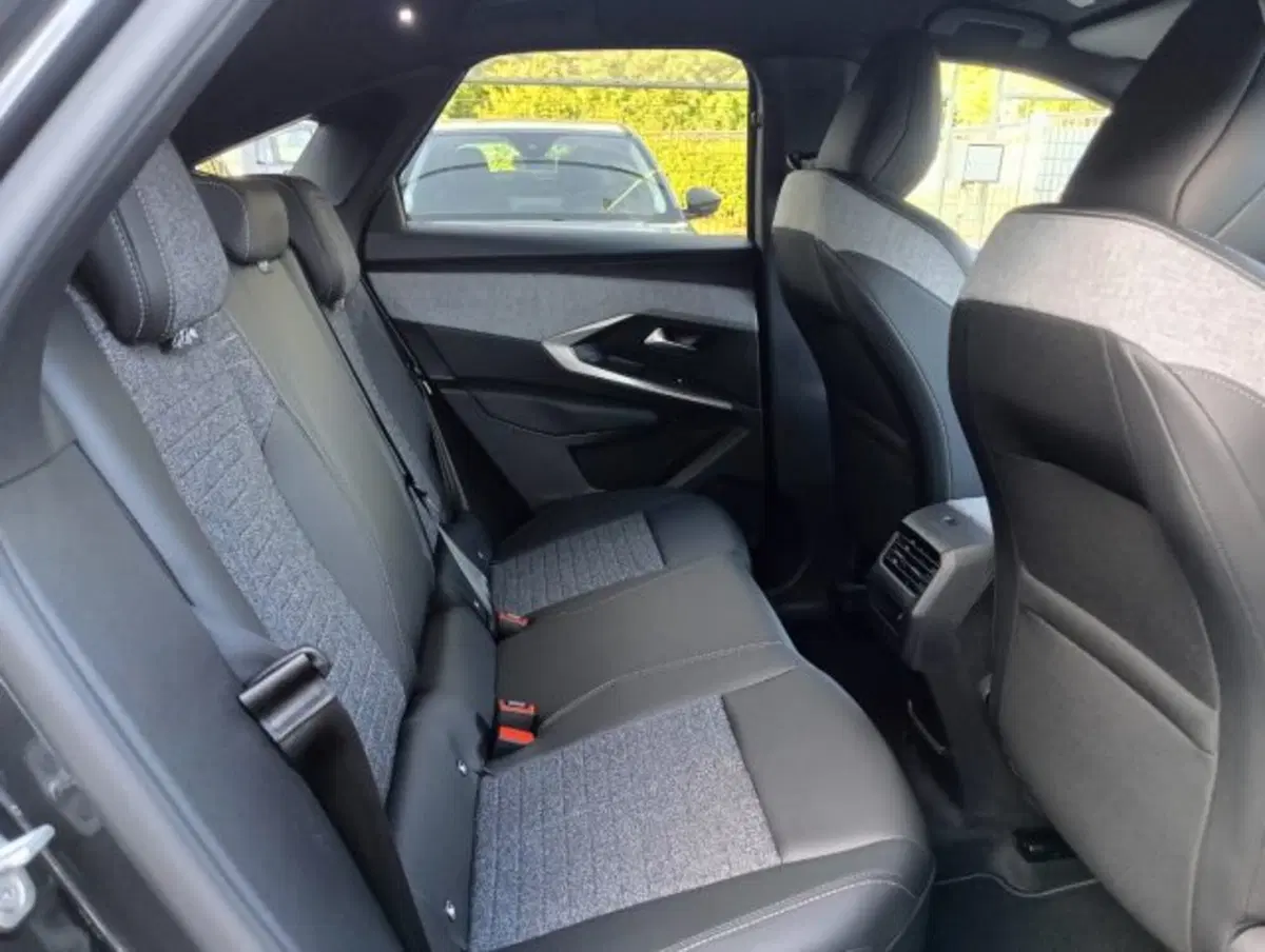 Peugeot 3008 nuova a Brescia (17)