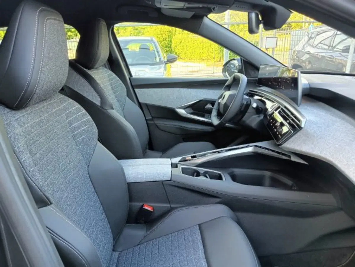 Peugeot 3008 nuova a Brescia (18)