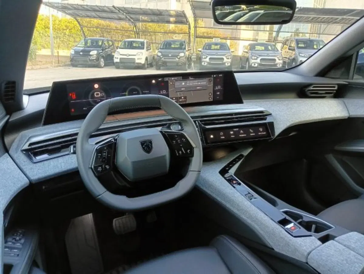 Peugeot 3008 nuova a Brescia (6)