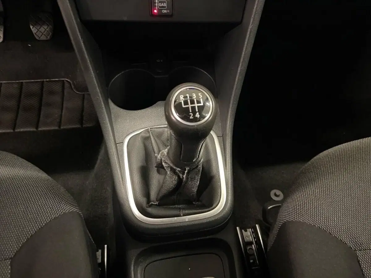 Volkswagen Polo usata a Torino (11)