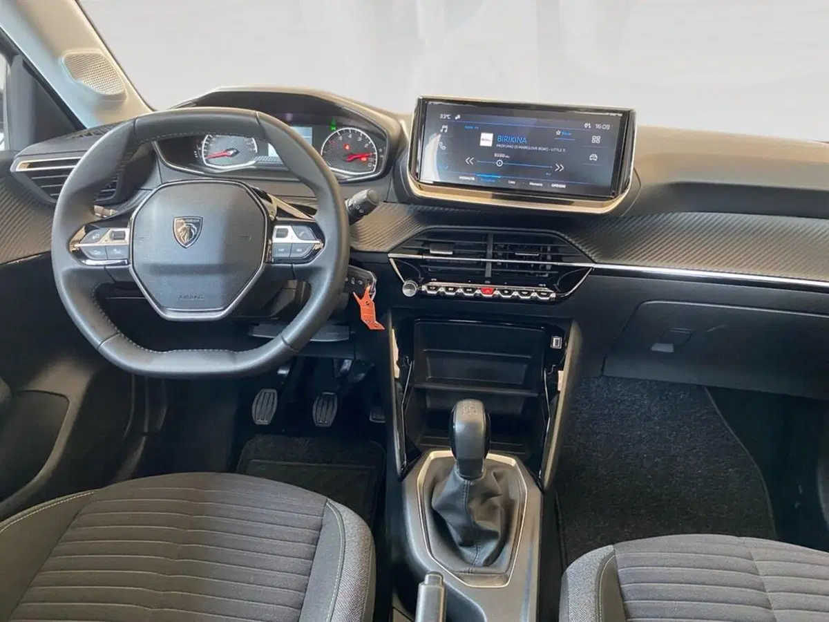 Peugeot 208 usata a Torino (6)