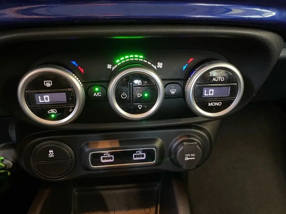 Fiat 500L usata a Torino (10)