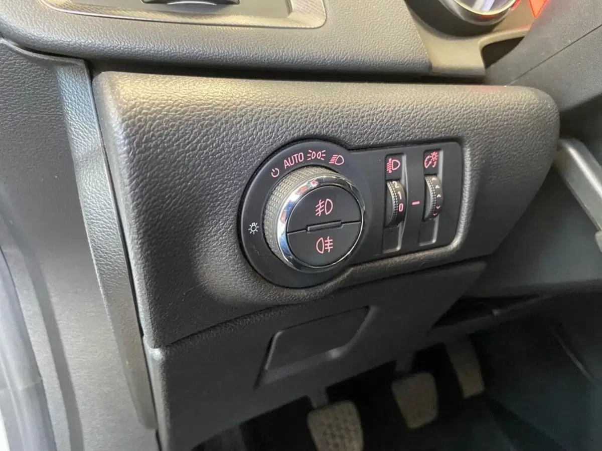 Opel Astra Station Wagon usata a Torino (14)