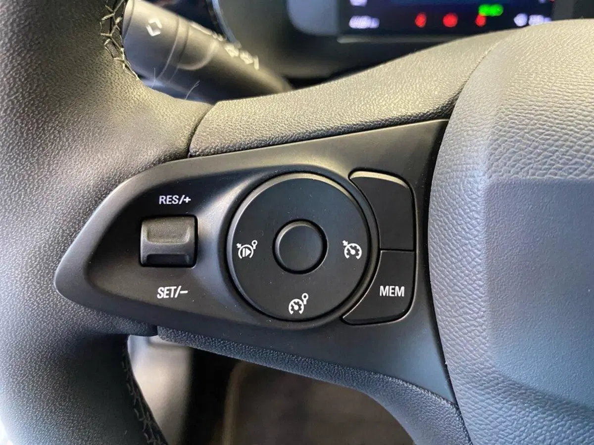Opel Corsa usata a Torino (13)