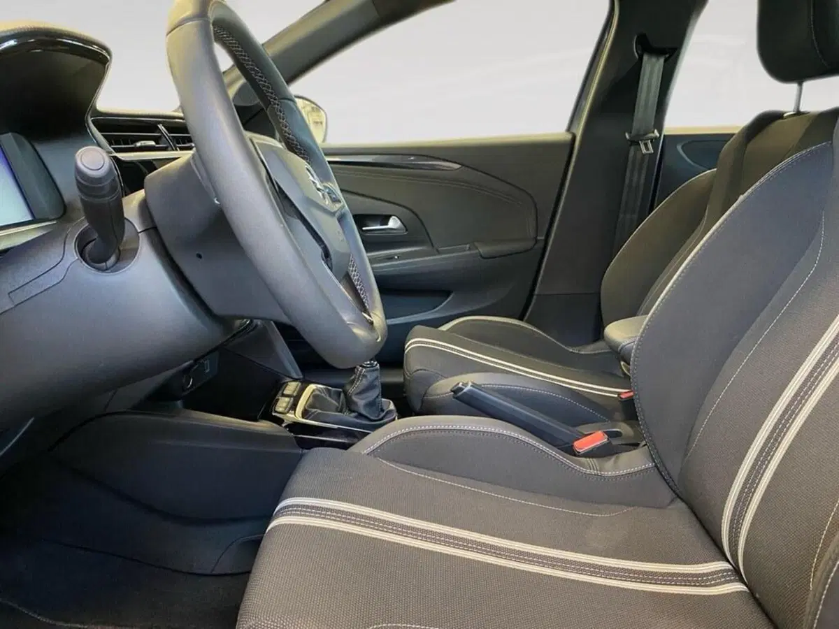 Opel Corsa usata a Torino (7)