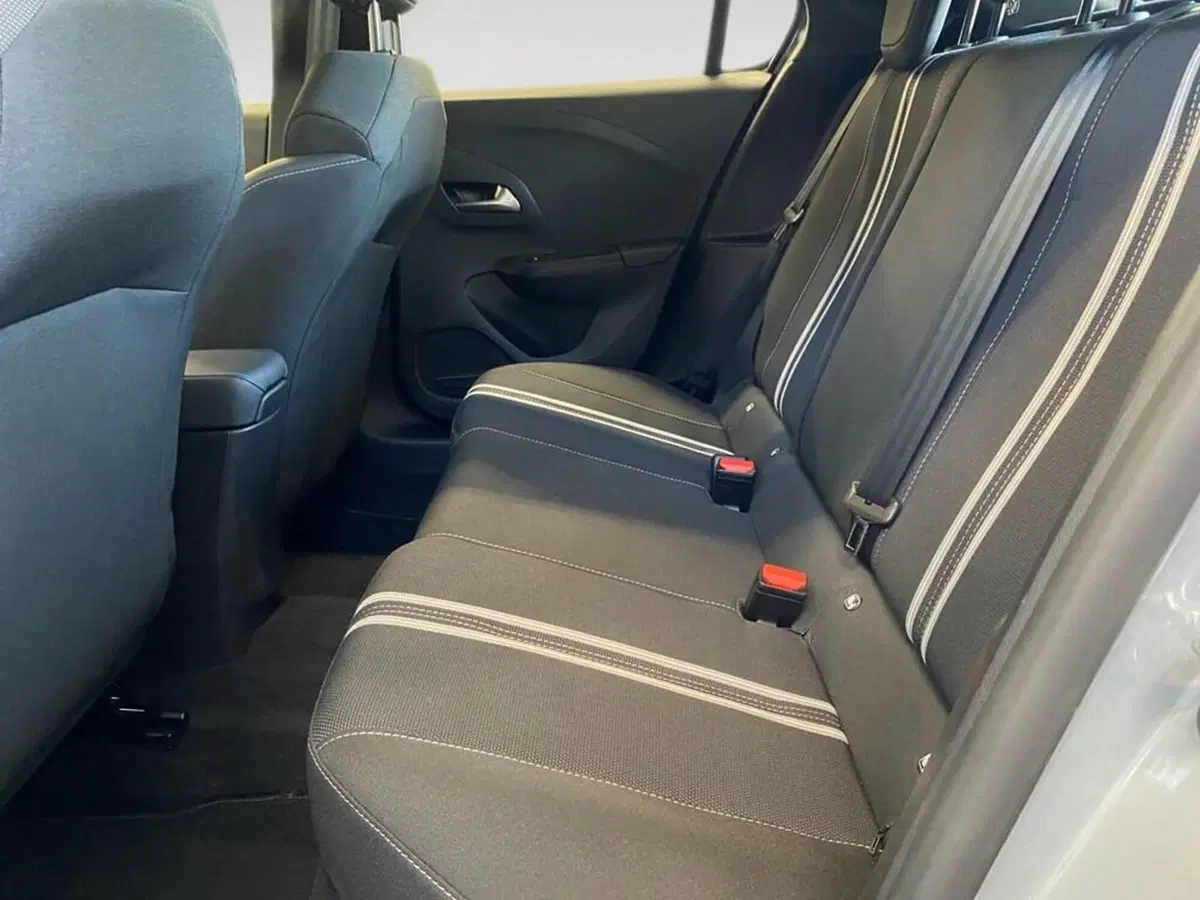Opel Corsa usata a Torino (8)
