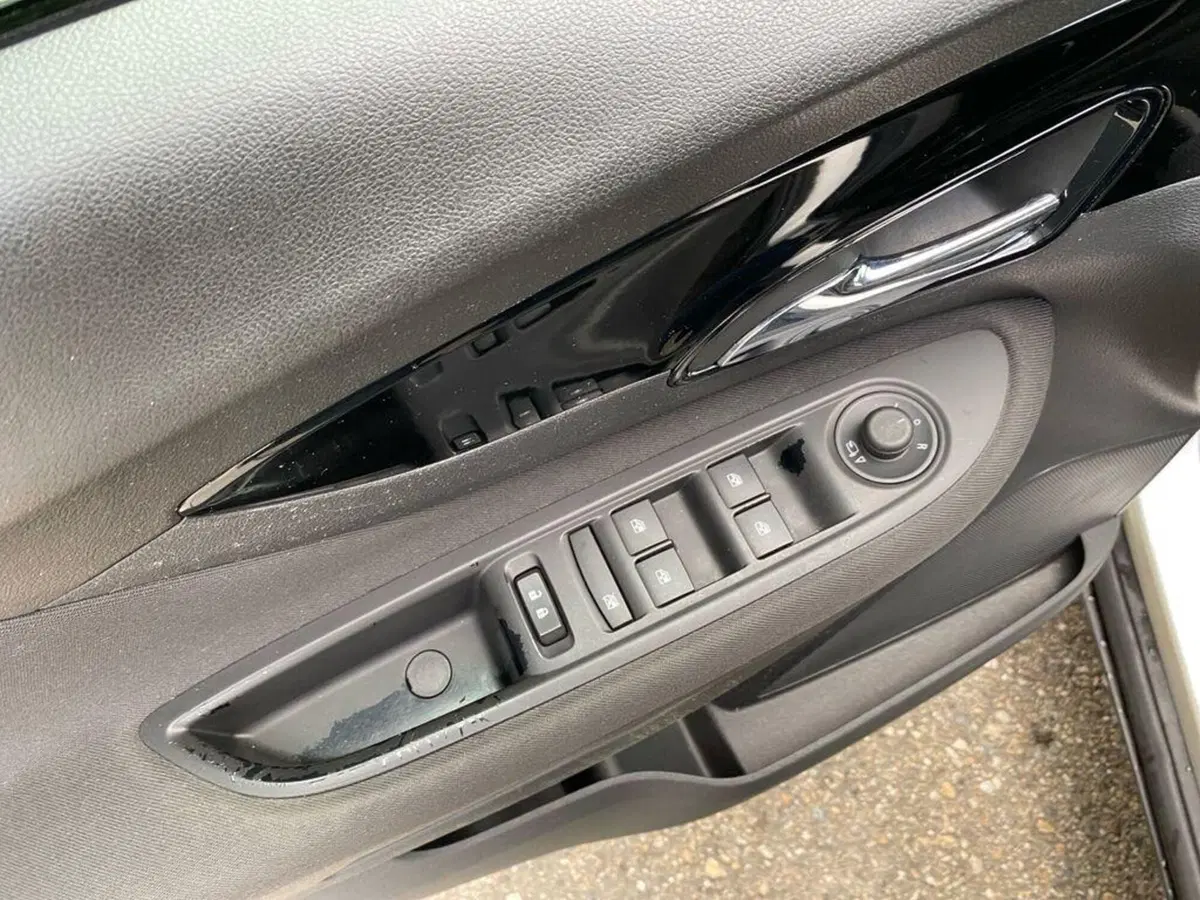 Opel Mokka usata a Torino (14)