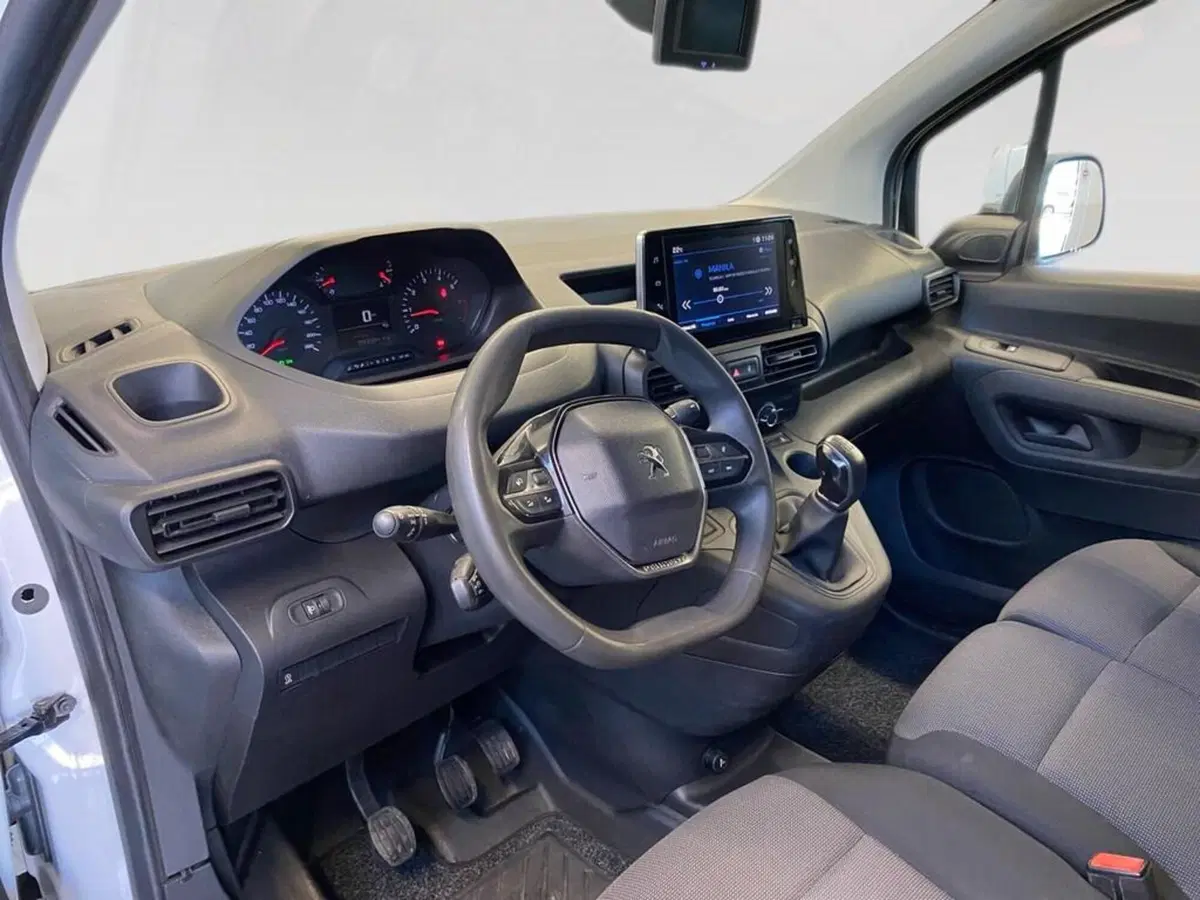 Peugeot Partner Furgone usata a Torino (6)