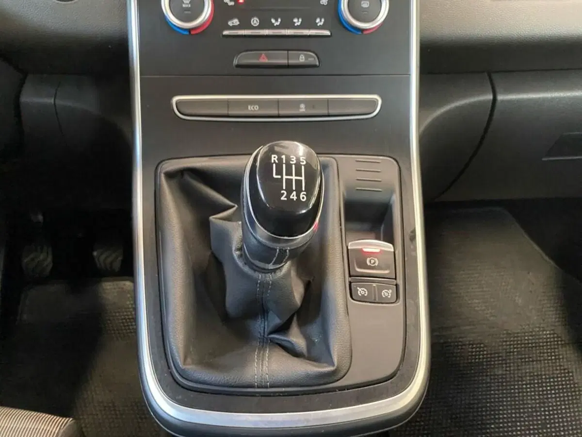 Renault Scenic E-Tech Electric usata a Torino (12)