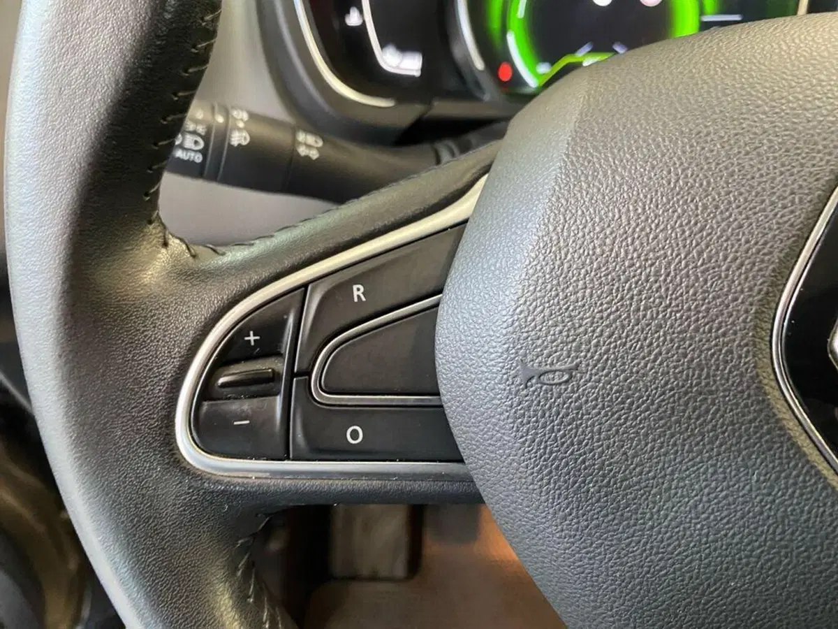 Renault Scenic E-Tech Electric usata a Torino (13)