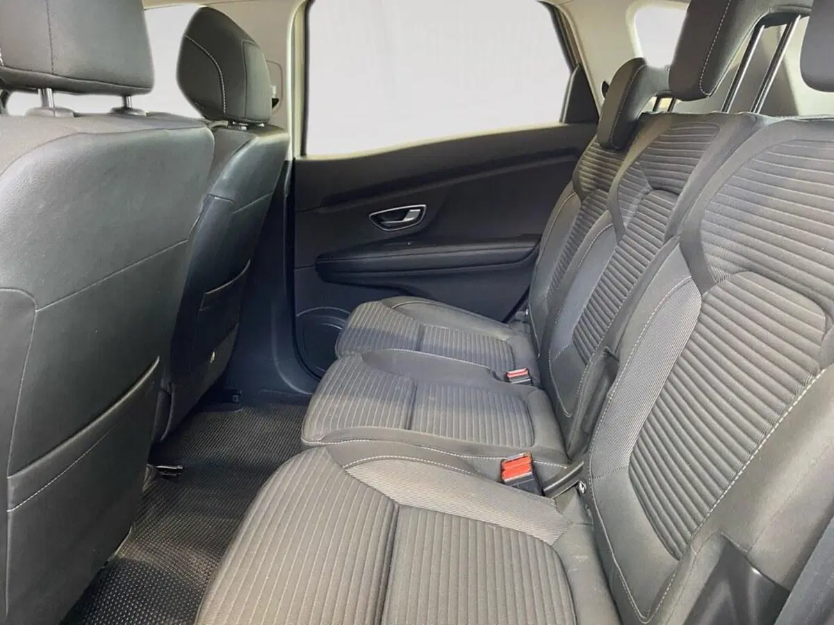 Renault Scenic E-Tech Electric usata a Torino (8)