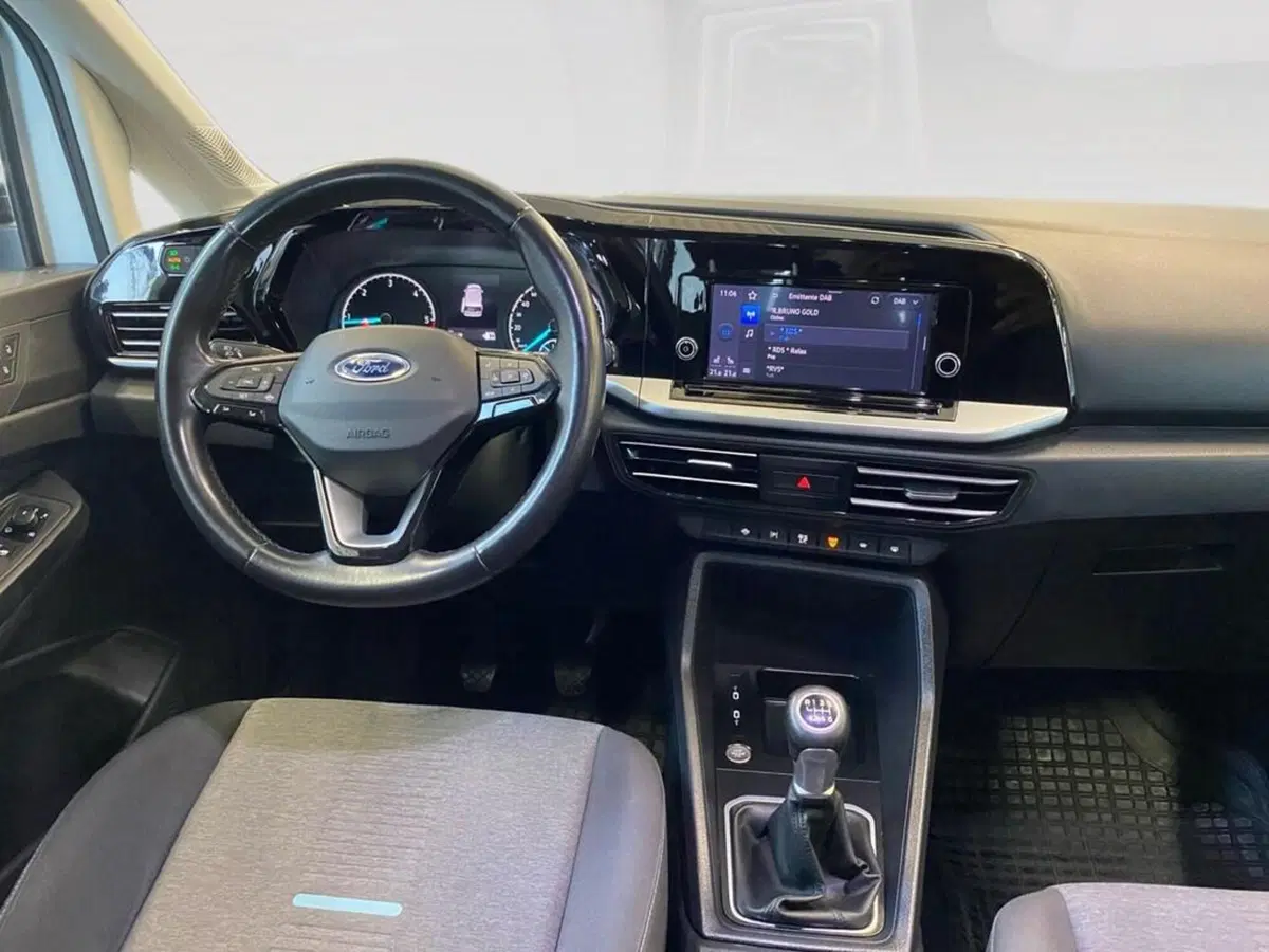 Ford Tourneo Connect usata a Torino (6)