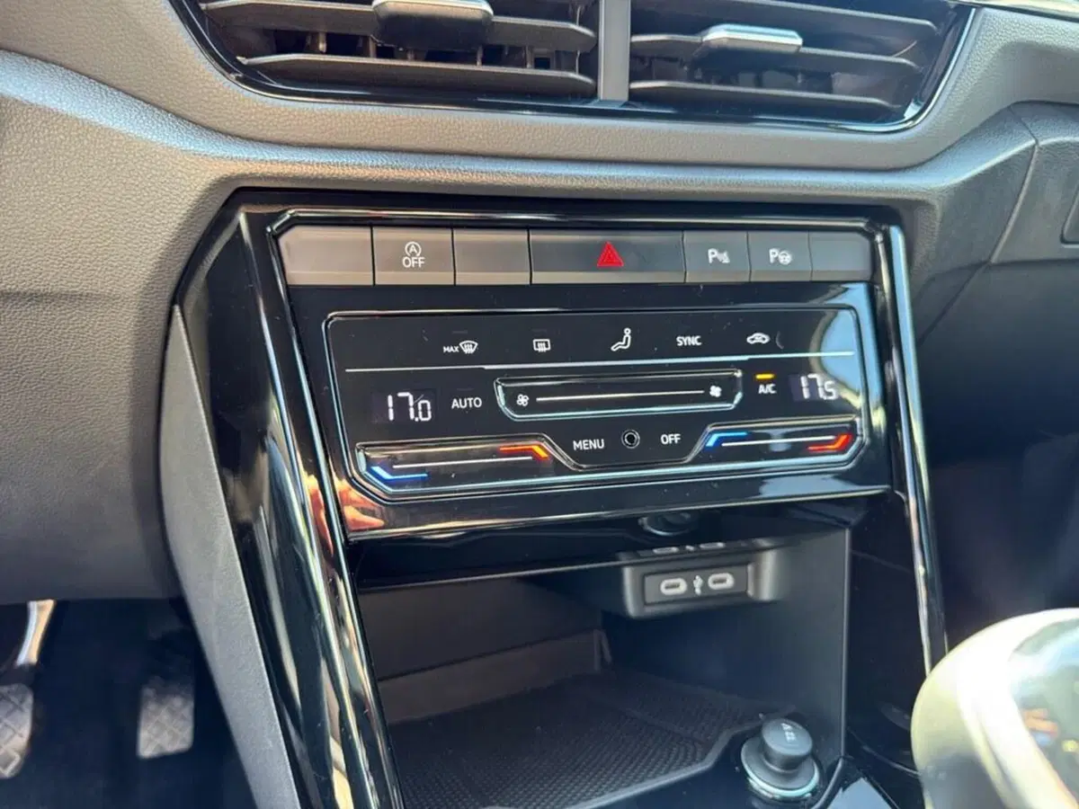 Volkswagen T-Roc usata a Ravenna (15)