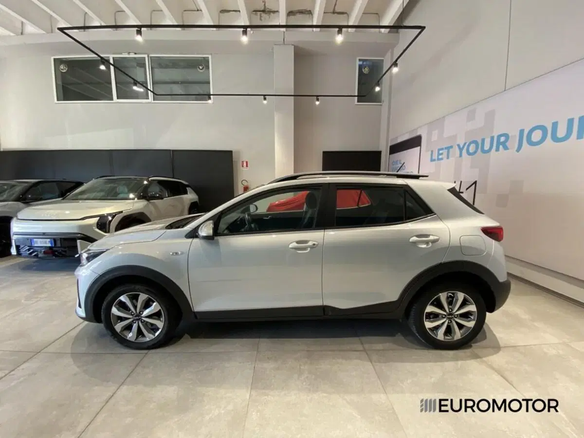 Kia Stonic usata a Bari (10)