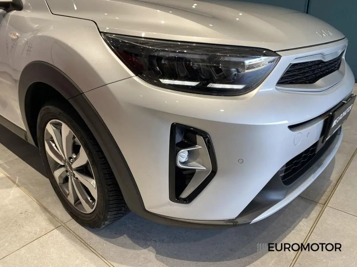 Kia Stonic usata a Bari (4)