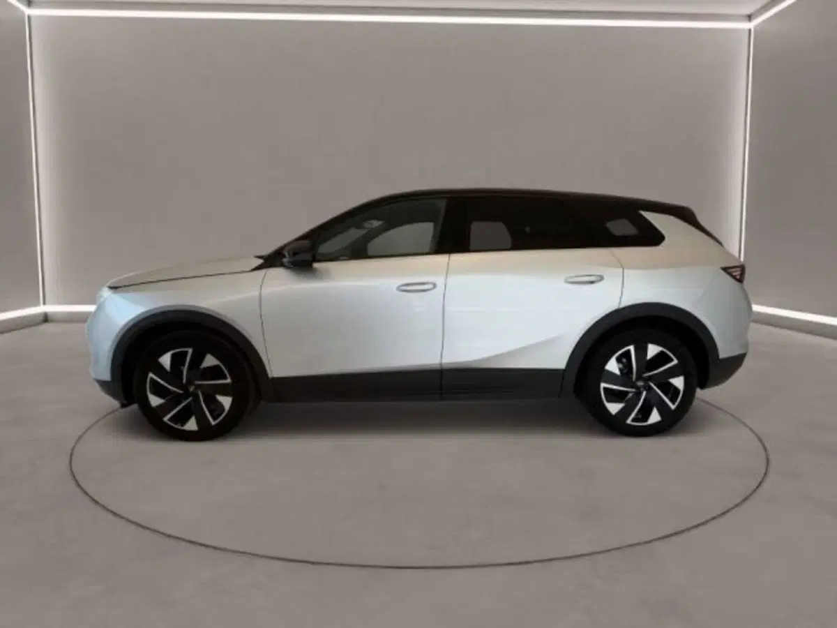 Opel Grandland usata a Caltanissetta (7)