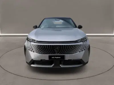 Peugeot 3008 1.2 hybrid GT Exclusive 145cv e-dcs6 del 2024 usata a Caltanissetta