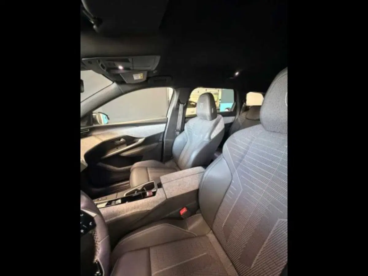 Peugeot 5008 usata a Caltanissetta (9)