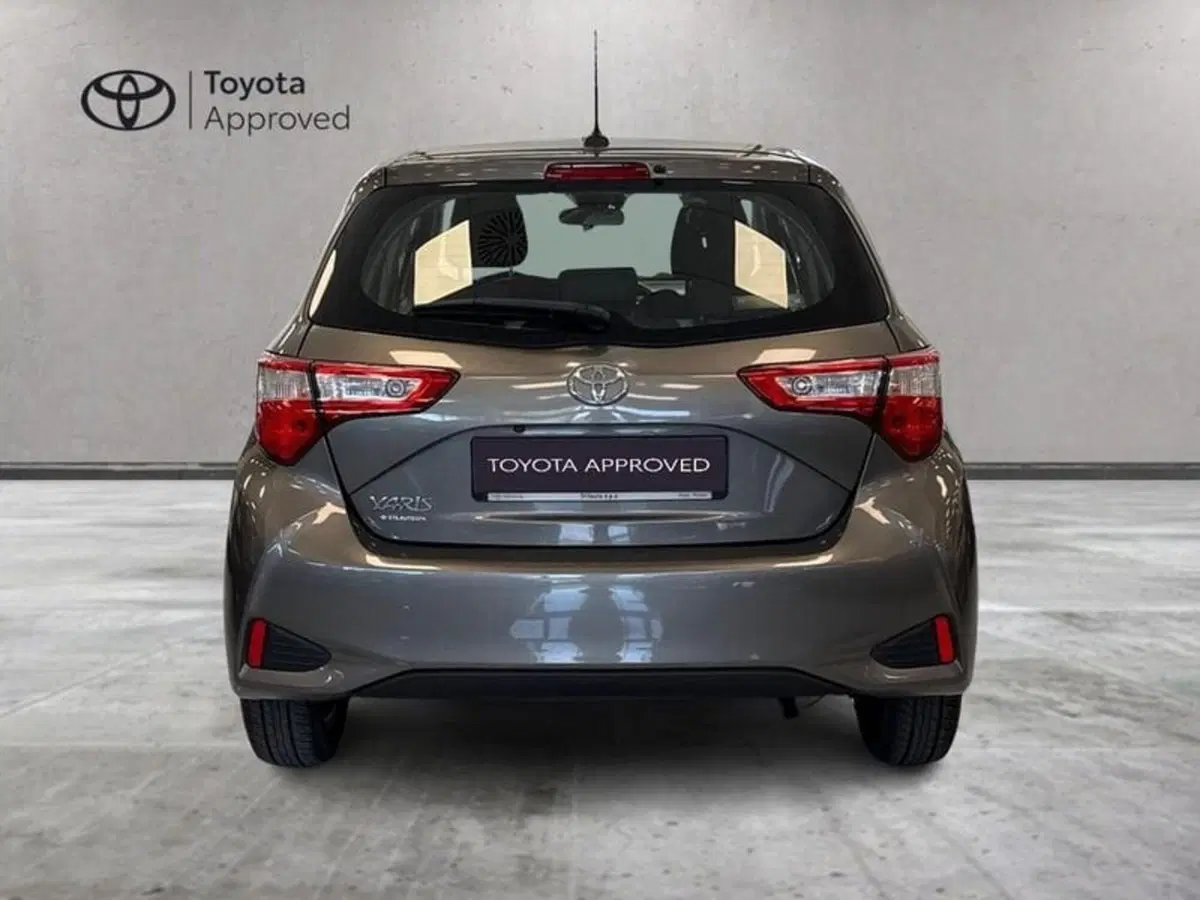 Toyota Yaris usata a Prato (7)