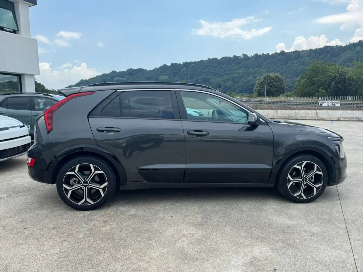 Kia Niro usata a Cosenza (4)