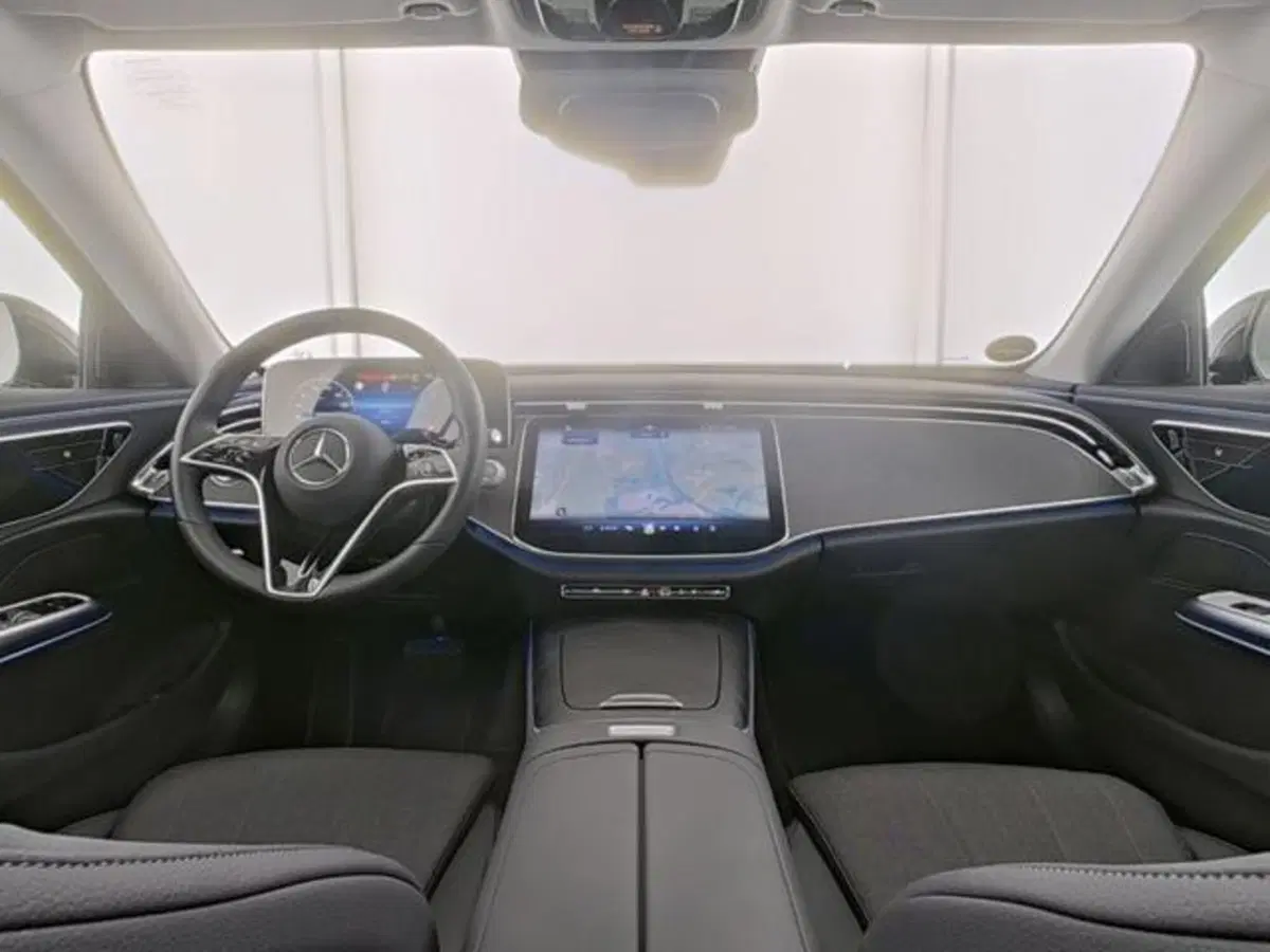 Mercedes-Benz Classe E usata a Milano (3)
