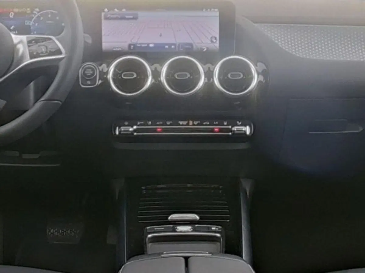 Mercedes-Benz GLA SUV usata a Novara (5)