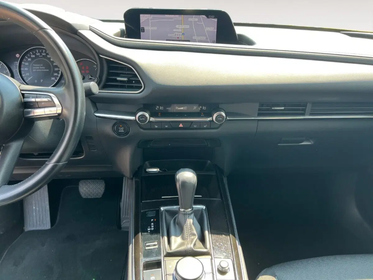 Mazda CX-30 usata a Verona (9)