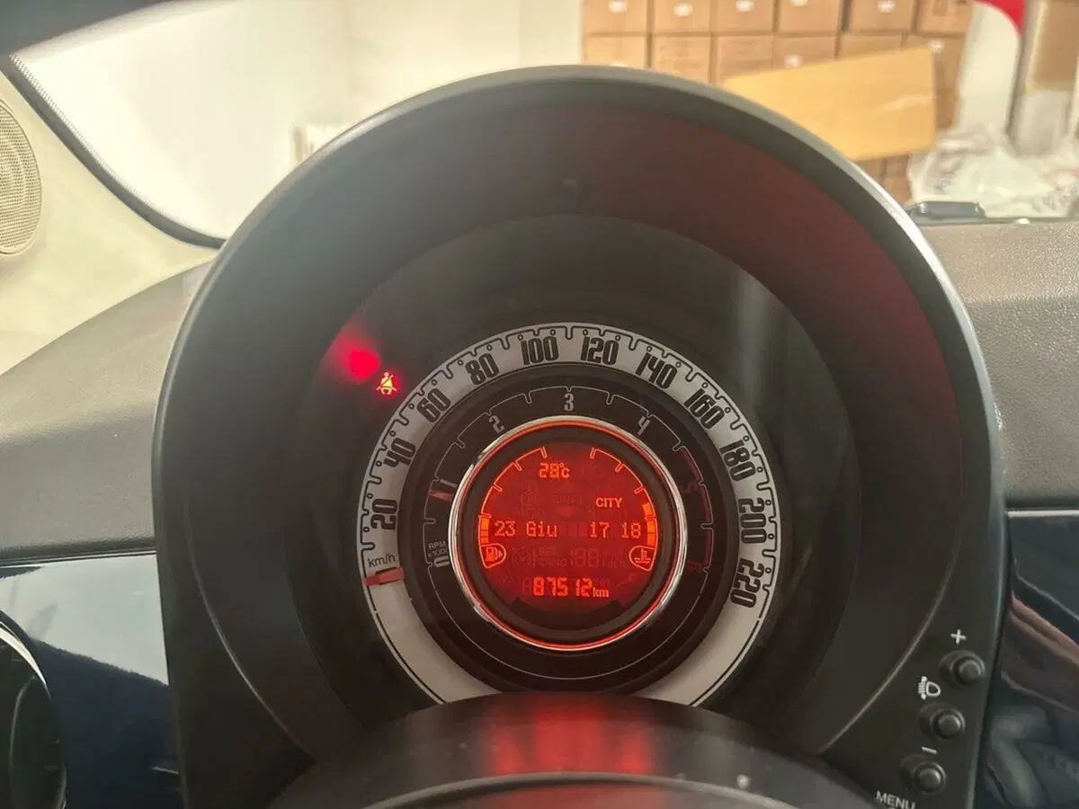 Fiat 500 usata a Lecco (9)