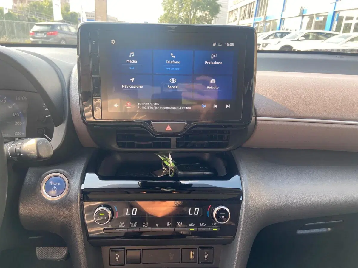 Toyota Yaris Cross usata a Piacenza (16)