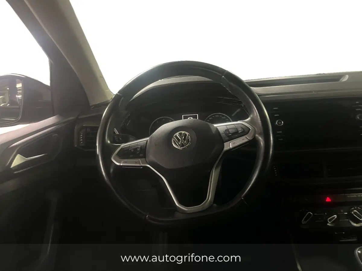 Volkswagen T-Cross usata a Modena (12)