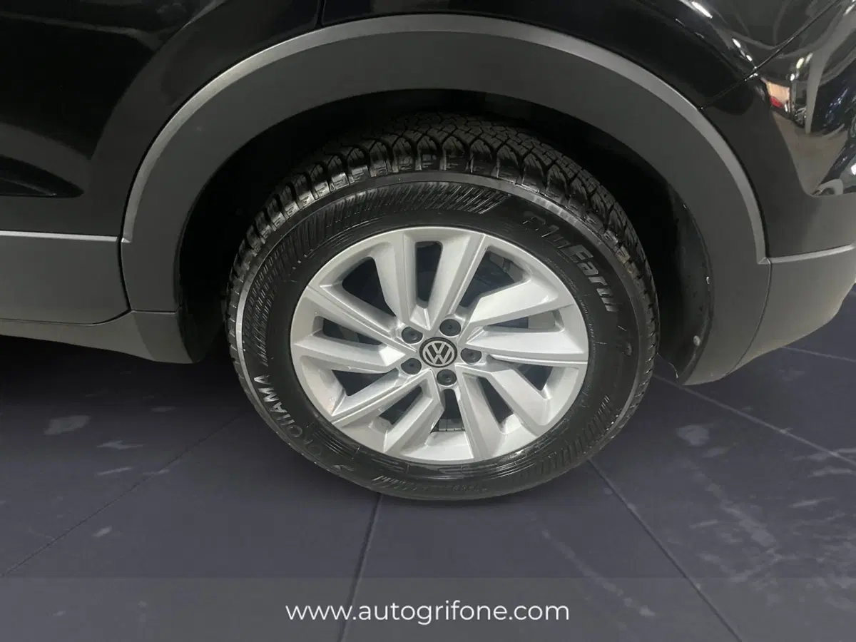 Volkswagen T-Cross usata a Modena (14)