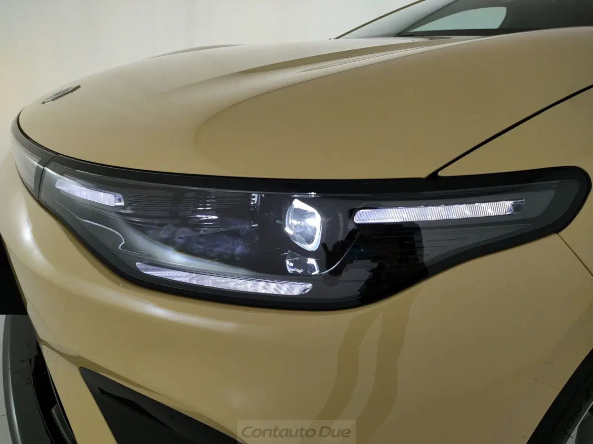Leapmotor B05 nuova a Caserta (10)