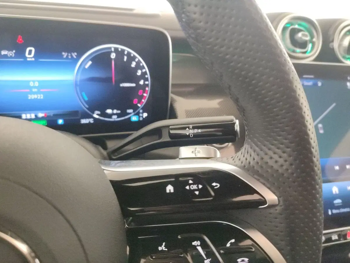 Mercedes-Benz GLC SUV usata a Alessandria (9)