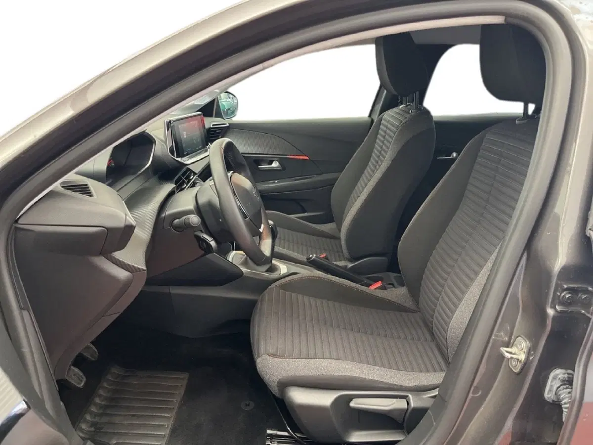 Peugeot 208 usata a Torino (9)