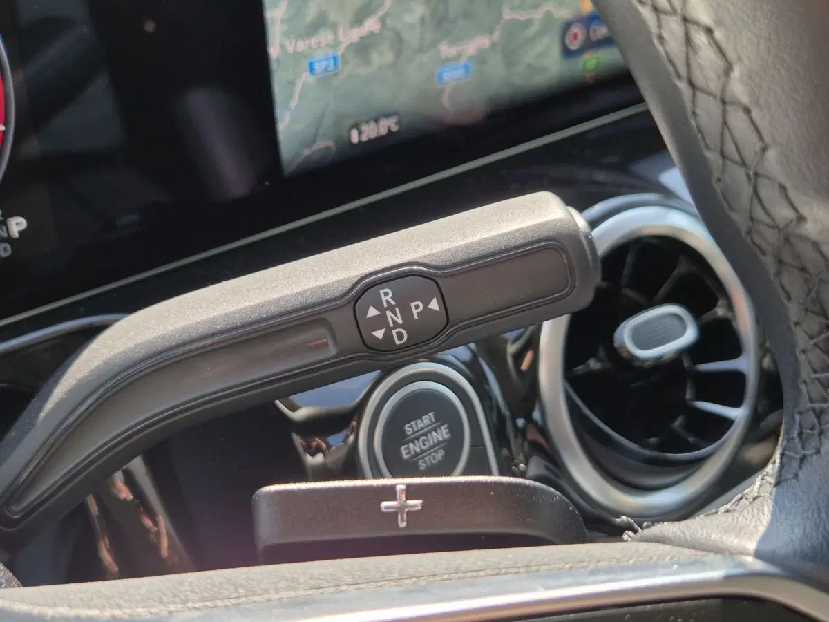 Mercedes-Benz GLA SUV usata  (10)