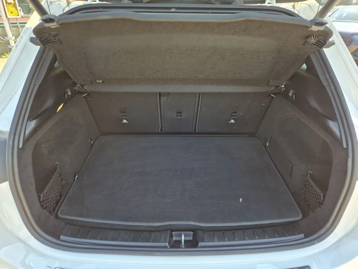 Mercedes-Benz GLA SUV usata  (12)