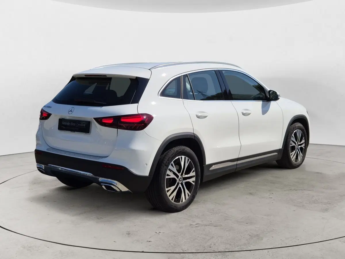 Mercedes-Benz GLA SUV usata  (4)