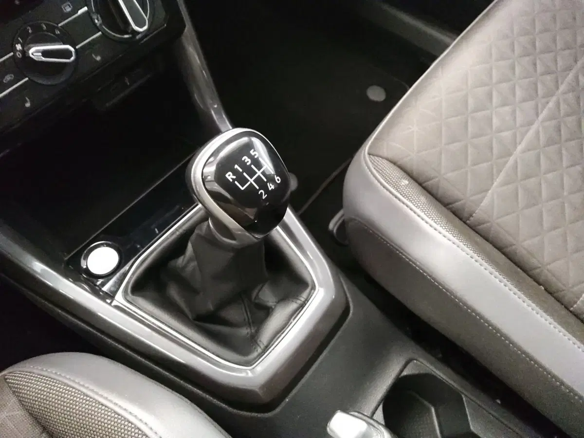 Volkswagen T-Cross usata a Bergamo (9)